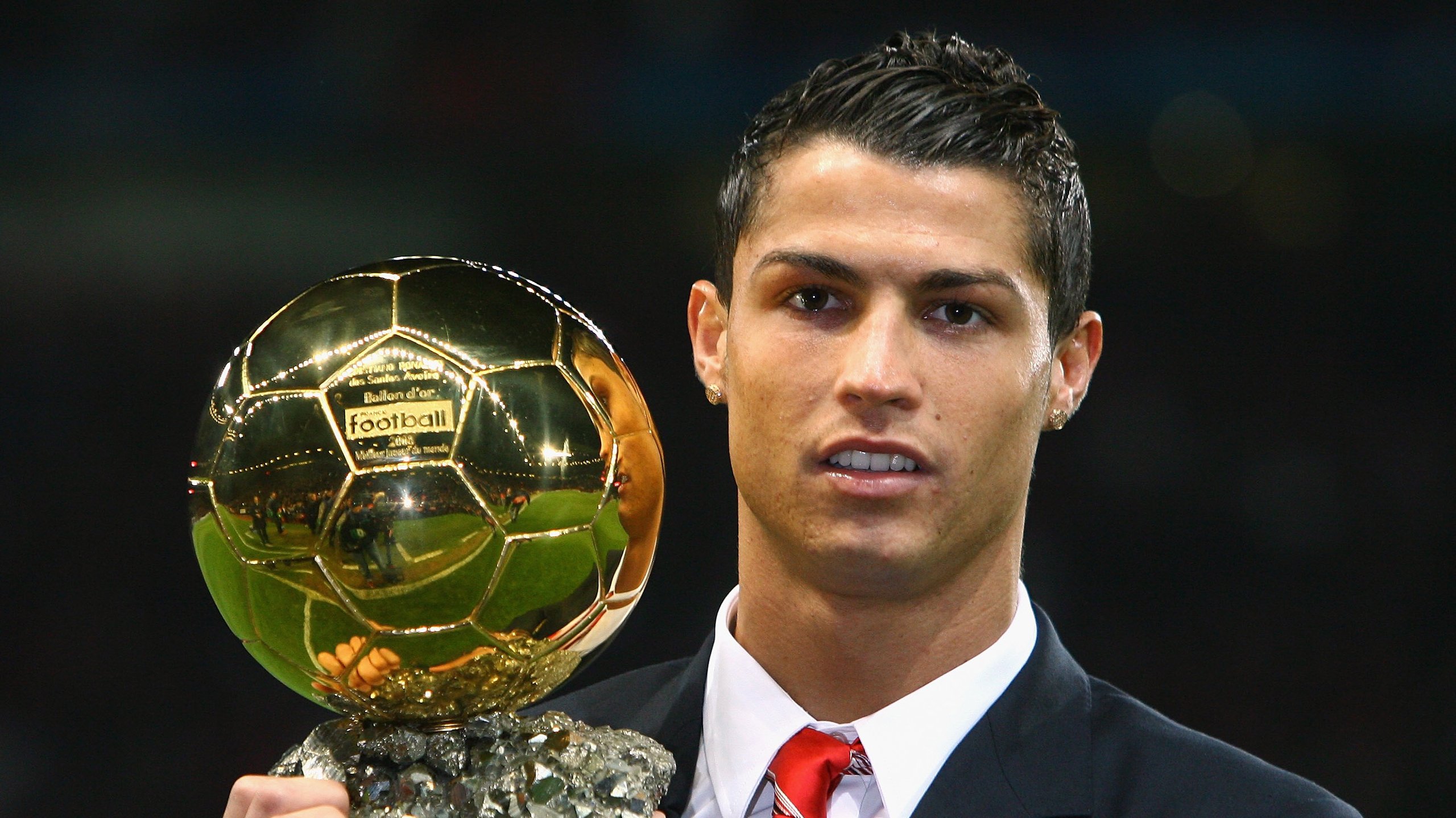 中国游泳队闪耀世锦赛,新生代选手斩获多枚金牌创历史